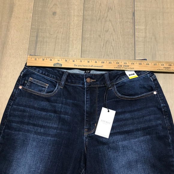 Judy Blue Dark Blue Short Straight Leg Jeans - Picture 8 of 11